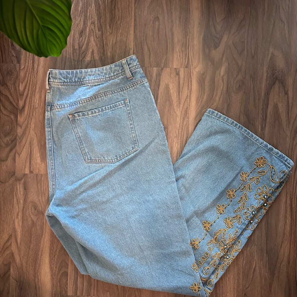 Denim Embroidery Jeans